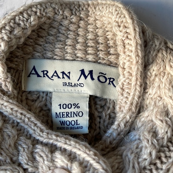 ARAN MÕR IRELAND 100% MERINO WOOL SWEATER WOMENS SIZE MEDIUM IN GREAT CO… - Picture 4 of 12
